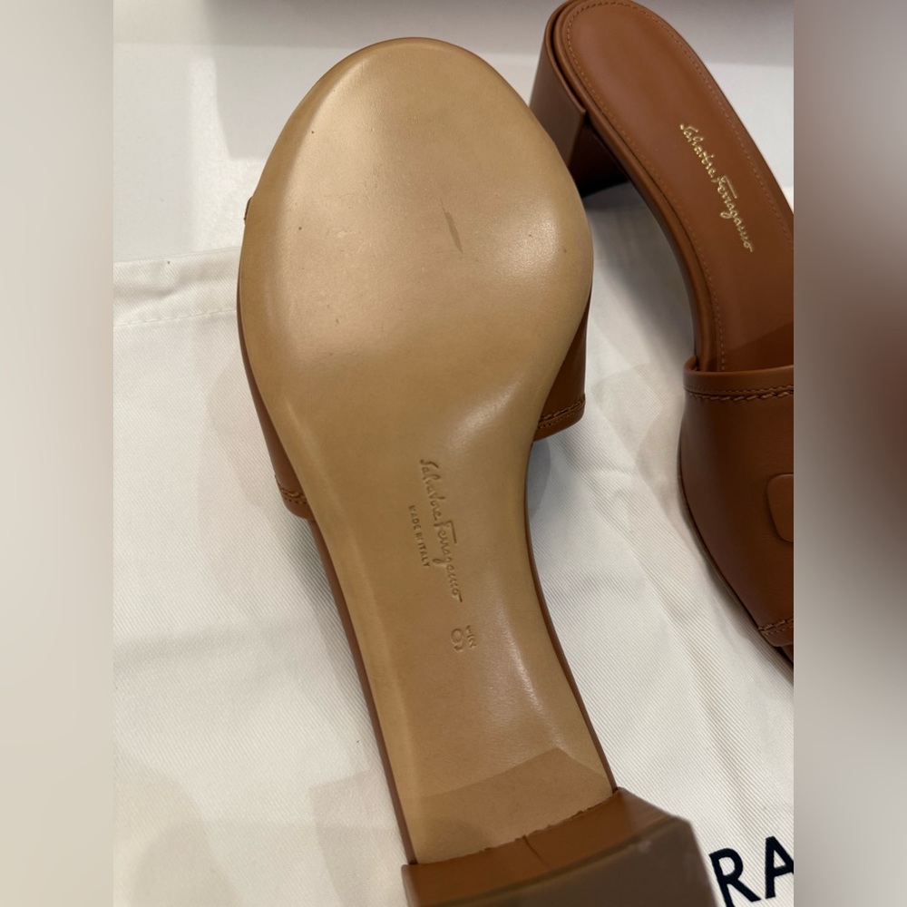 Salvatore Ladies‎ Brown Rhodes Gancini Heel Sandals, Size 9.5 - Picture 12 of 13